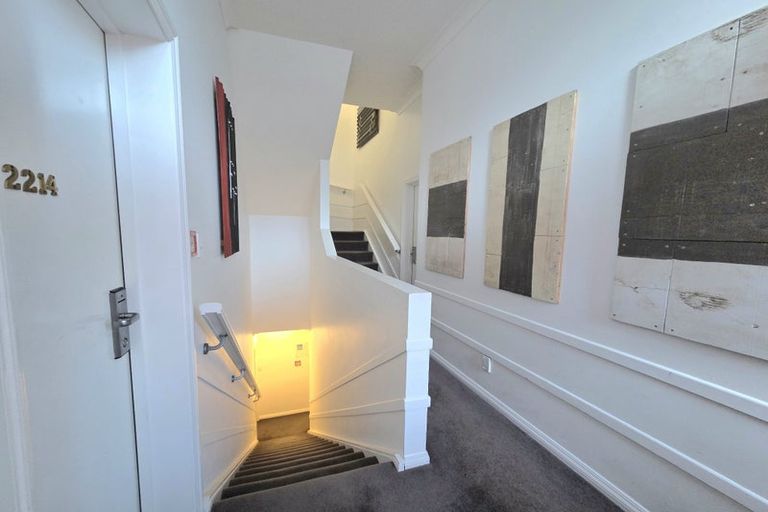 Photo of property in 221b The Terrace, Wellington Central, Wellington, 6011