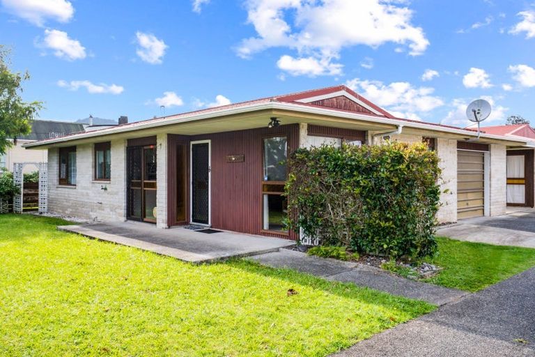 Photo of property in 11a Powhiri Avenue, Kensington, Whangarei, 0112