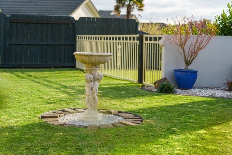 Photo of property in 2 Carlsberg Place, Papamoa Beach, Papamoa, 3118