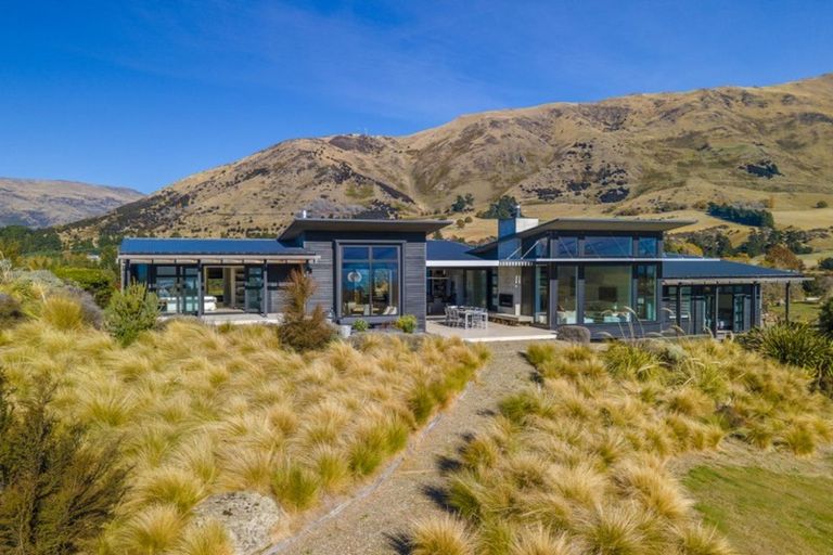 Photo of property in 110 Studholme Road, Wanaka, 9382
