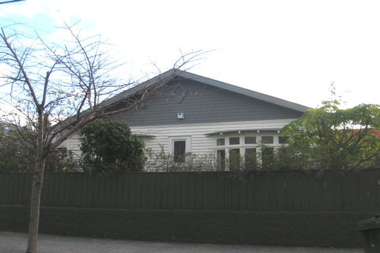 Photo of property in 9 Sherwood Street, Woburn, Lower Hutt, 5010