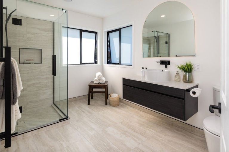 Photo of property in 8 Woodgers Way, Somerville, Auckland, 2014