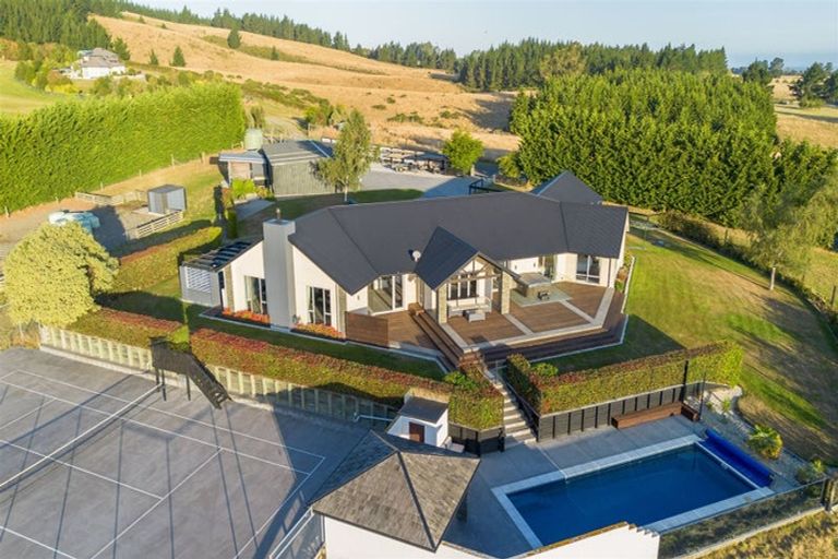 Photo of property in 230 Carrs Road, Loburn, Rangiora, 7472