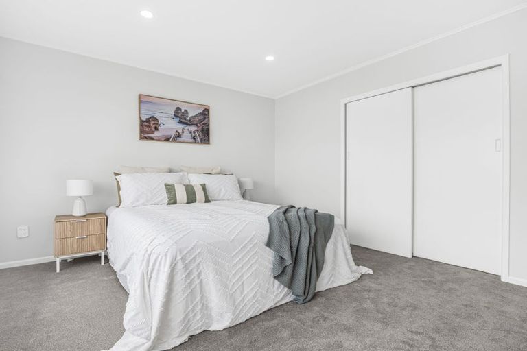 Photo of property in 1/60 Grove Road, Papakura, 2110