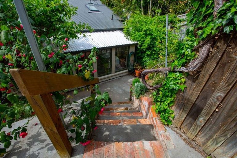 Photo of property in 32 Renwick Place, Nelson South, Nelson, 7010