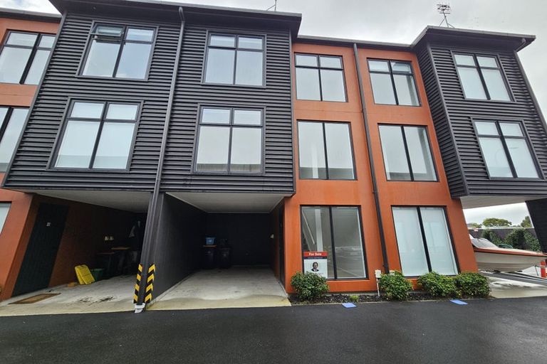 Photo of property in 41/17 Owens Place, Mount Maunganui, 3116