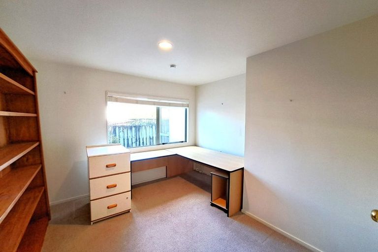 Photo of property in 1/2 Tobruk Crescent, Milford, Auckland, 0620