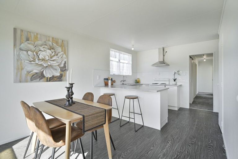 Photo of property in 11 Columbus Crescent, Flaxmere, Hastings, 4120