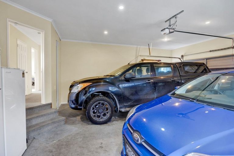 Photo of property in 957 Main Road North, Onaero, Waitara, 4383