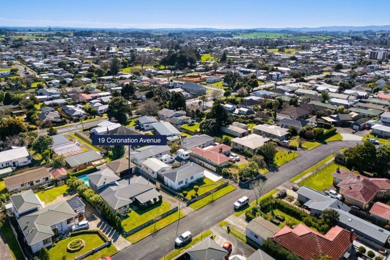 Photo of property in 19 Coronation Avenue, Pukekohe, 2120