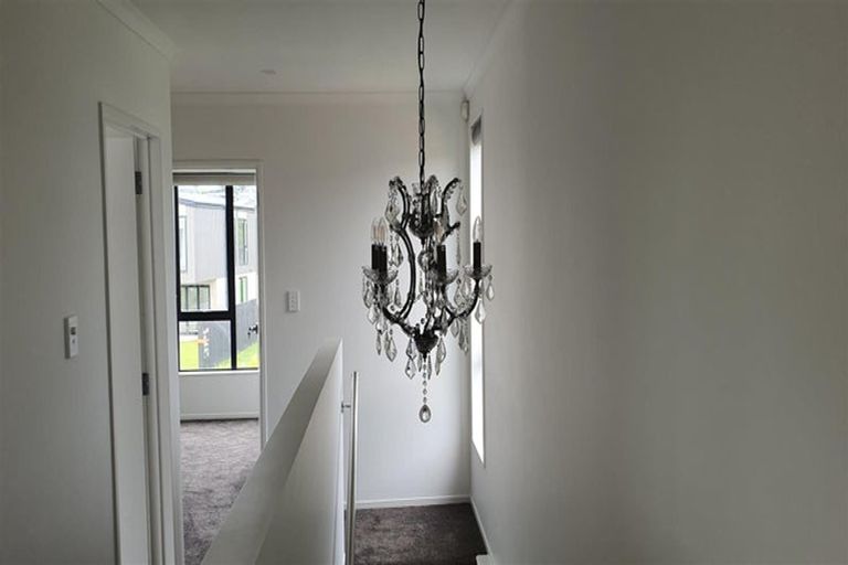 Photo of property in 1 Waikaha Street, Pokeno, 2472