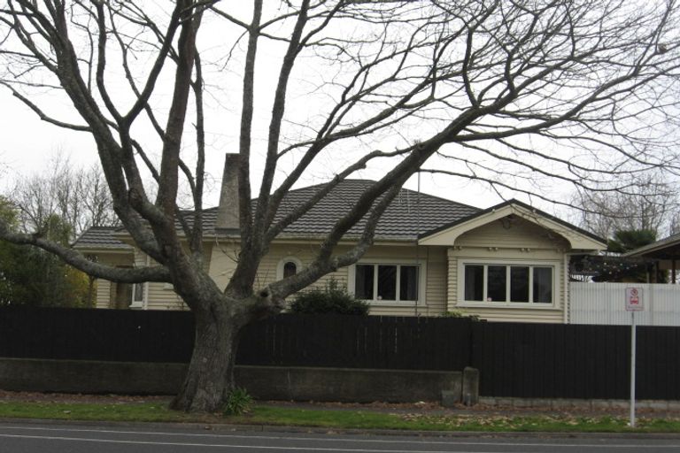 Photo of property in 915 Heaphy Terrace, Claudelands, Hamilton, 3214