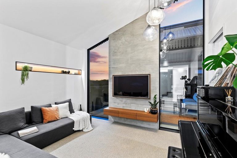 Photo of property in 192 Marine Parade, Mount Maunganui, 3116