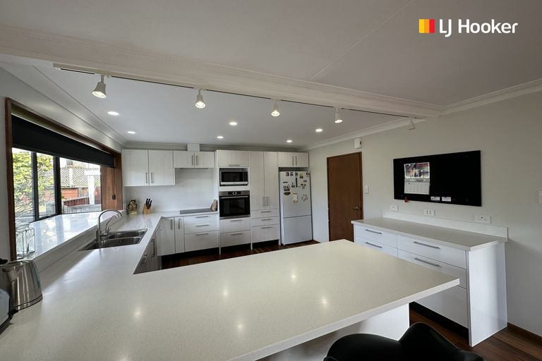 Photo of property in 30 Mcfadden Drive, Mosgiel, 9024