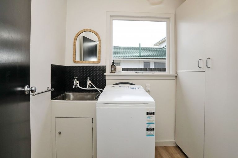 Photo of property in 22 Cruickshank Crescent, Rosedale, Invercargill, 9810