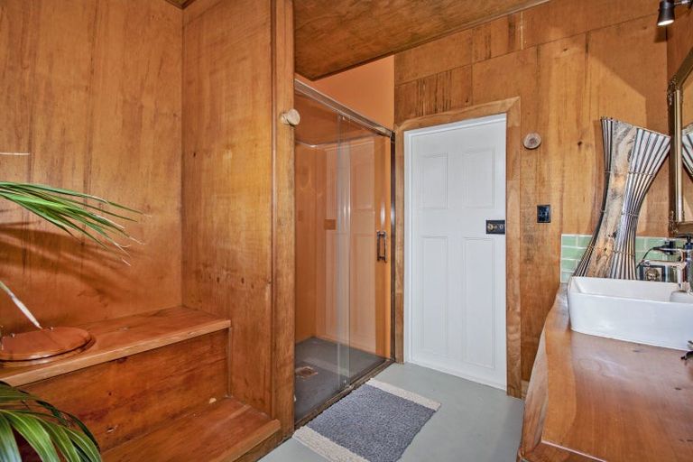 Photo of property in 31 Waitorupai Way, Matapouri, Whangarei, 0173