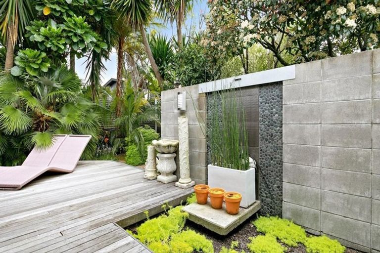 Photo of property in 2/31 Bracken Avenue, Takapuna, Auckland, 0622