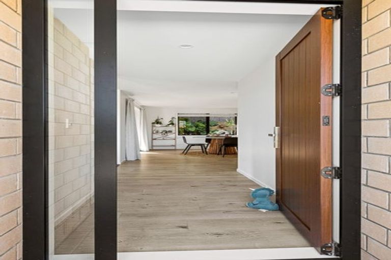 Photo of property in 6 Parkdale Close, Snells Beach, 0920