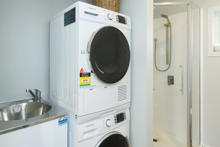 Photo of property in 8a Cuba Street, Takaro, Palmerston North, 4412