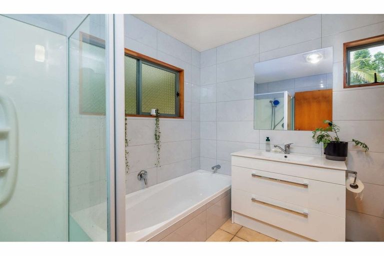 Photo of property in 4 Waipapa Landing Place, Kerikeri, 0230