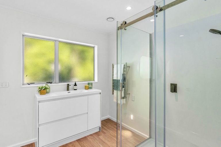 Photo of property in 2/32 Hurley Road, Paraparaumu Beach, Paraparaumu, 5032