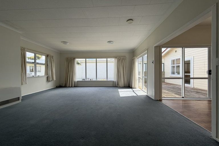 Photo of property in 39 Argentine Avenue, Miramar, Wellington, 6022