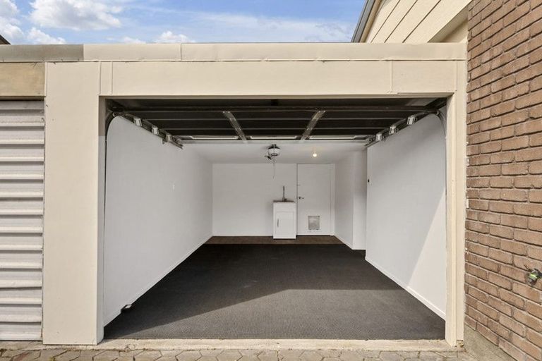 Photo of property in 2/166 Rocking Horse Road, Southshore, Christchurch, 8062