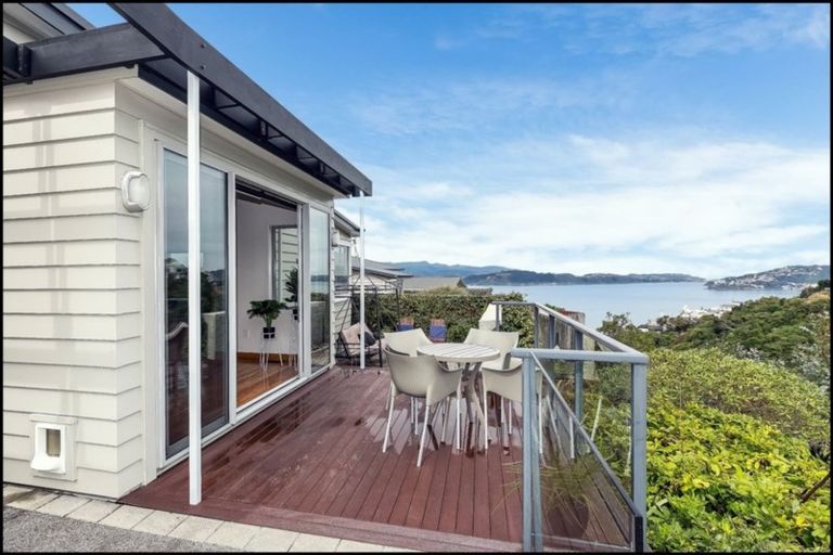 Photo of property in 49 Lohia Street, Khandallah, Wellington, 6035