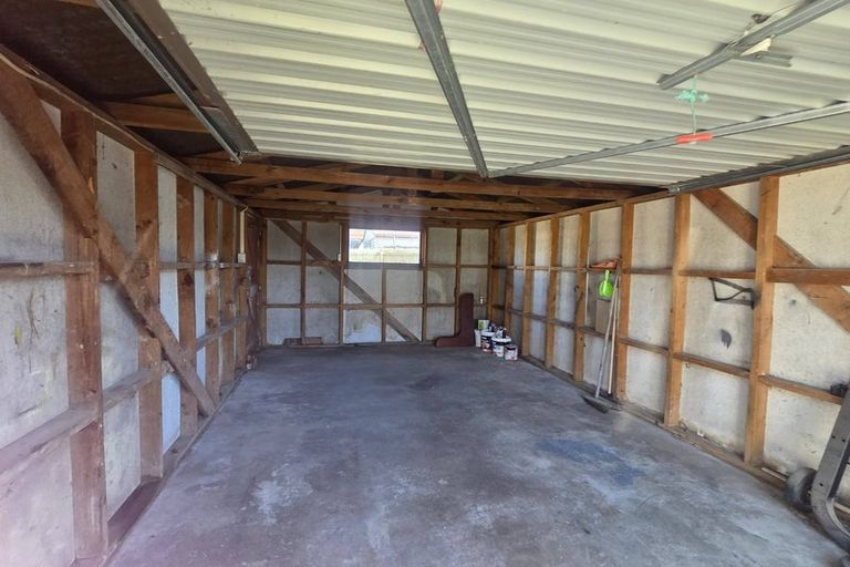Photo of property in 17 Vanguard Drive, Broomfield, Christchurch, 8042