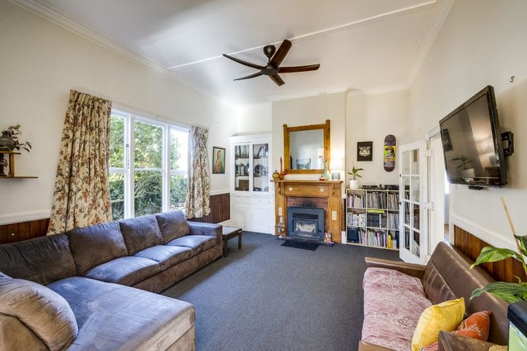 Photo of property in 16 Owen Street, Napier South, Napier, 4110