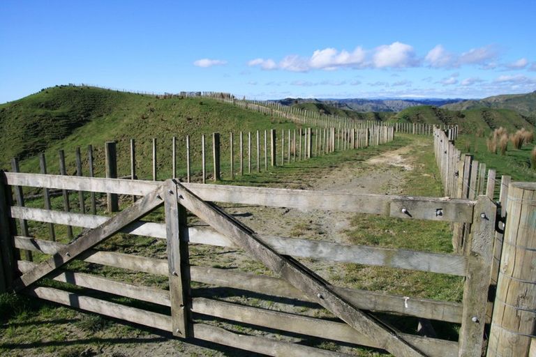 Photo of property in 6822 Ohura Road, Kohuratahi, Stratford, 4396