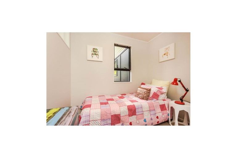 Photo of property in 24 Roberta Avenue, Glendowie, Auckland, 1071