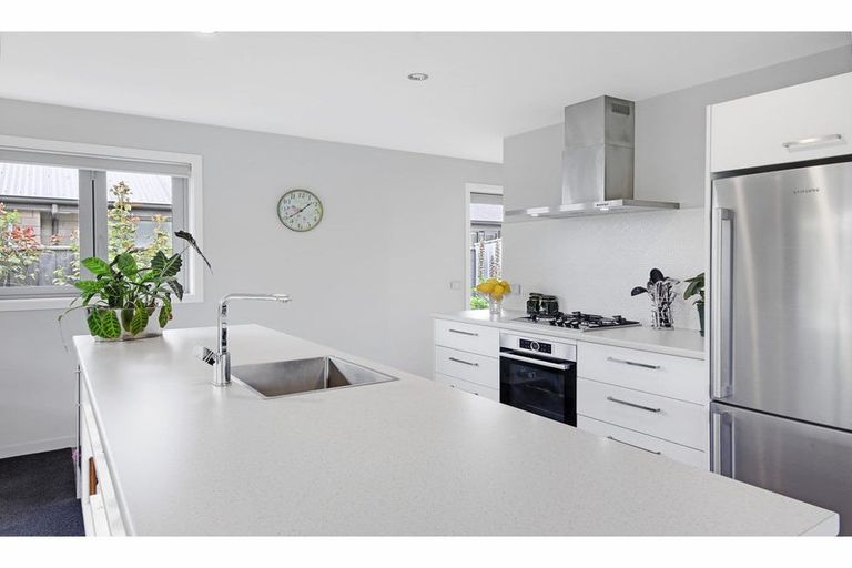 Photo of property in 4 Puaka Street, Pegasus, 7612