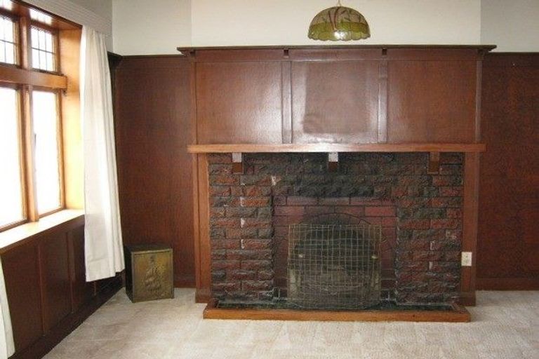 Photo of property in 12 Robieson Street, Roseneath, Wellington, 6011