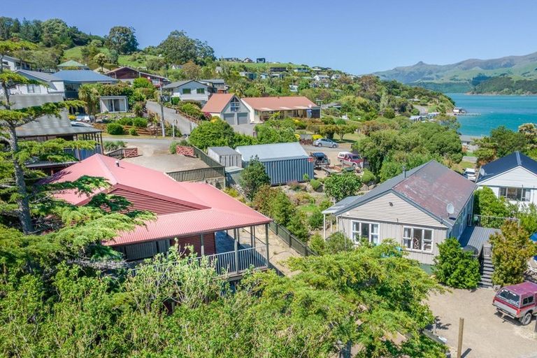 Photo of property in 3 Cedar Lane, Duvauchelle, 7581