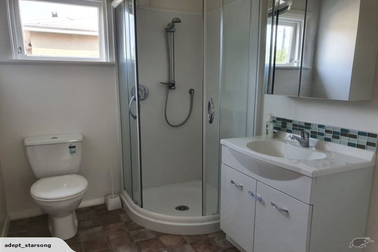 Photo of property in 290 High Street South, Carterton, 5713