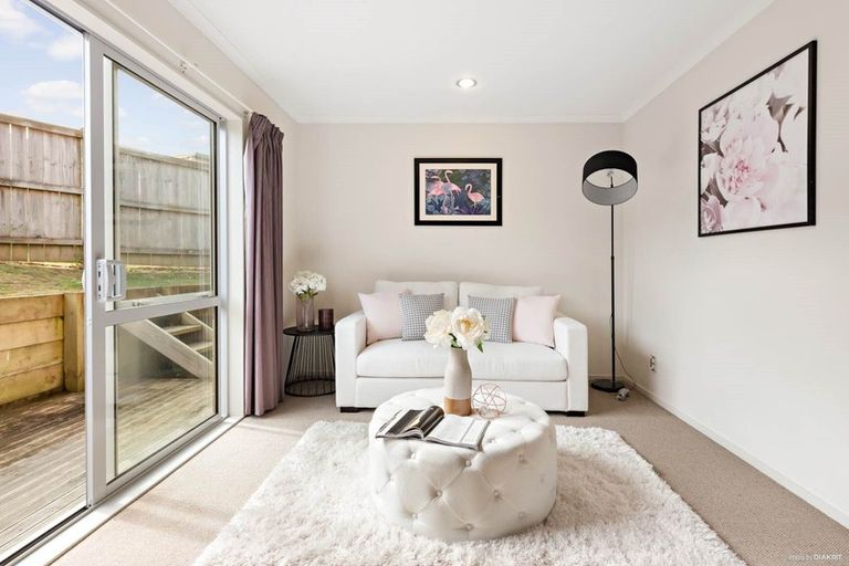 Photo of property in 3 Clady Drive, Flat Bush, Auckland, 2019