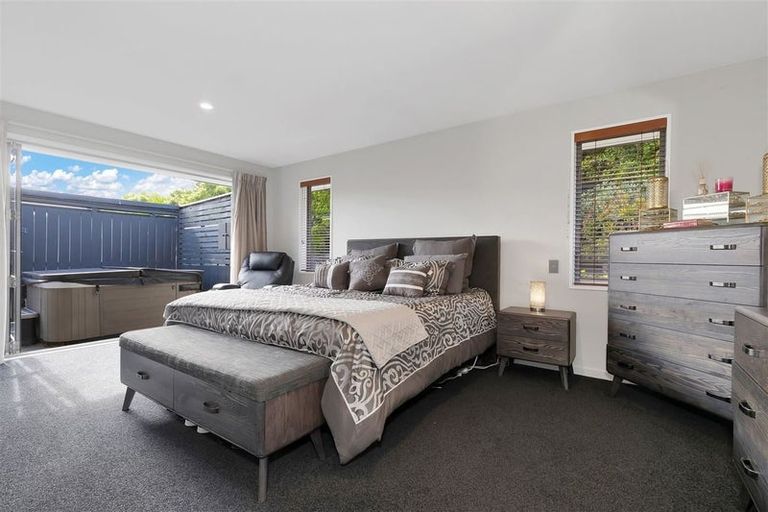 Photo of property in 31 Davaar Crescent, Broomfield, Christchurch, 8042