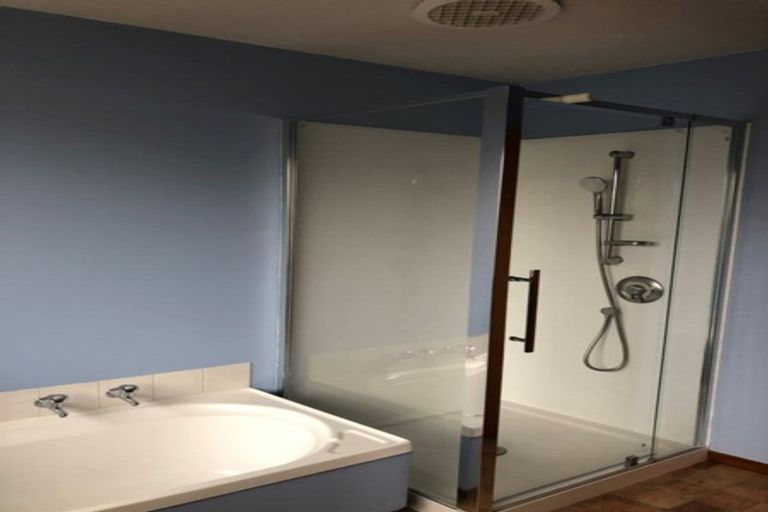 Photo of property in 24 Lexington Place, Shirley, Christchurch, 8061