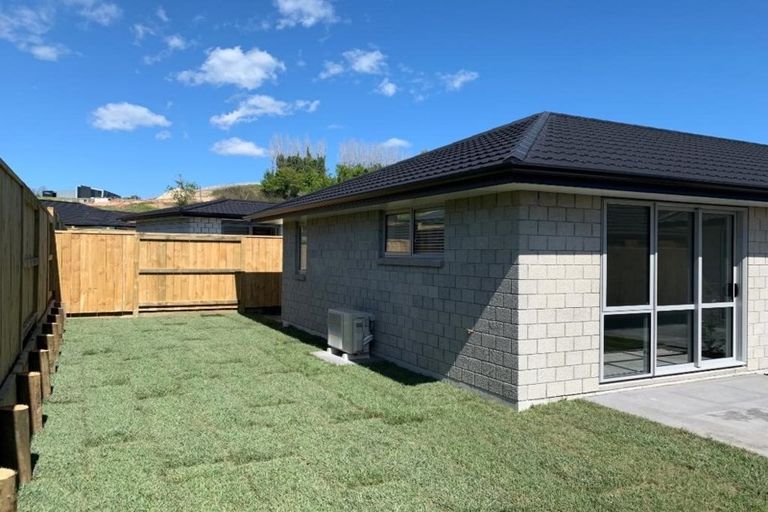 Photo of property in 108 Whakaturou Crescent, Pyes Pa, Tauranga, 3112