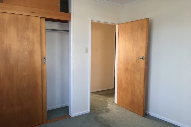 Photo of property in 122 Kings Crescent, Hutt Central, Lower Hutt, 5010