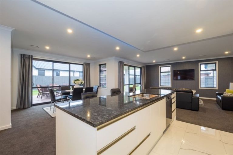 Photo of property in 15 Douglas Drive, Allenton, Ashburton, 7700