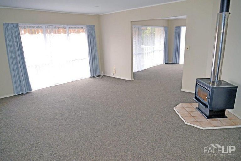 Photo of property in 107 Marina View Drive, West Harbour, Auckland, 0618
