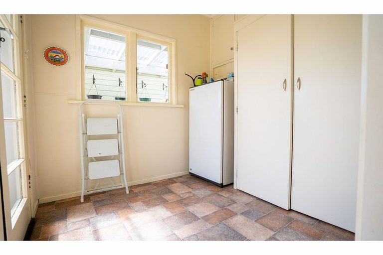 Photo of property in 55 Joseph Street, Waverley, Invercargill, 9810