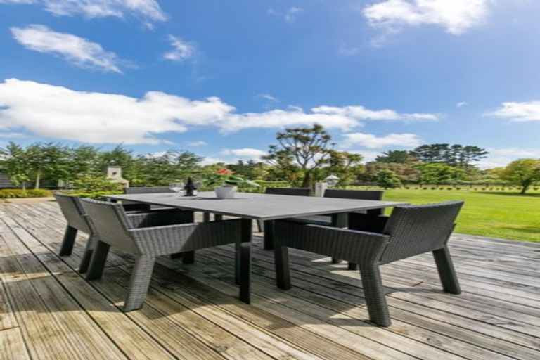 Photo of property in 370b Clarks Beach Road, Clarks Beach, Pukekohe, 2679