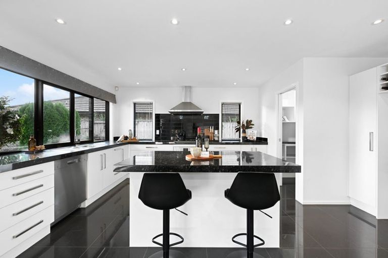 Photo of property in 5 Briar Rose Court, Huntington, Hamilton, 3210