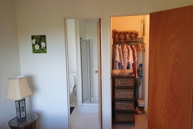 Photo of property in 37 Oriwa Crescent, Otaki, 5512