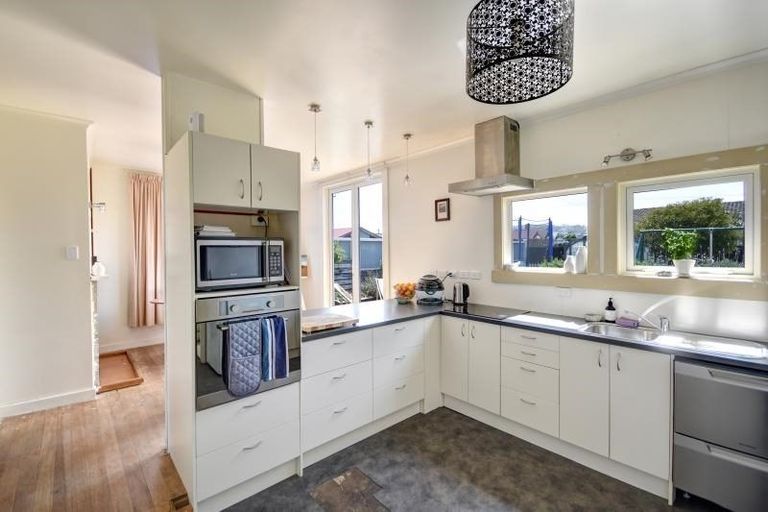 Photo of property in 34 Richardson Street, Saint Kilda, Dunedin, 9012