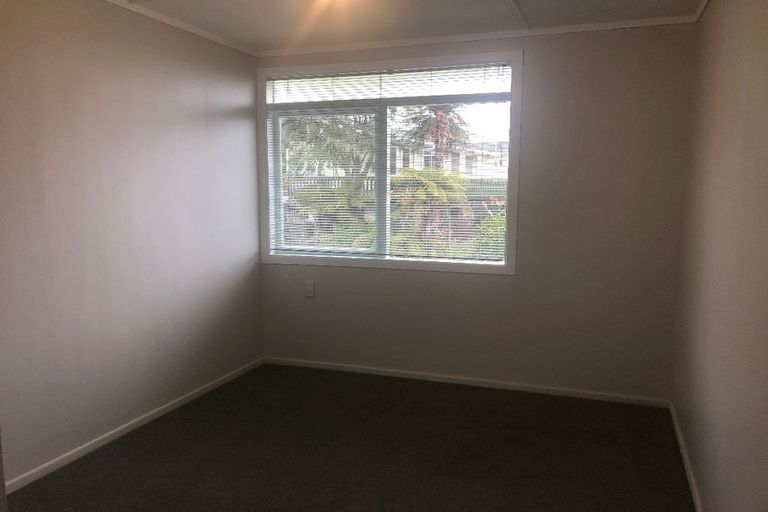 Photo of property in 109 Gillies Avenue, Taupo, 3330