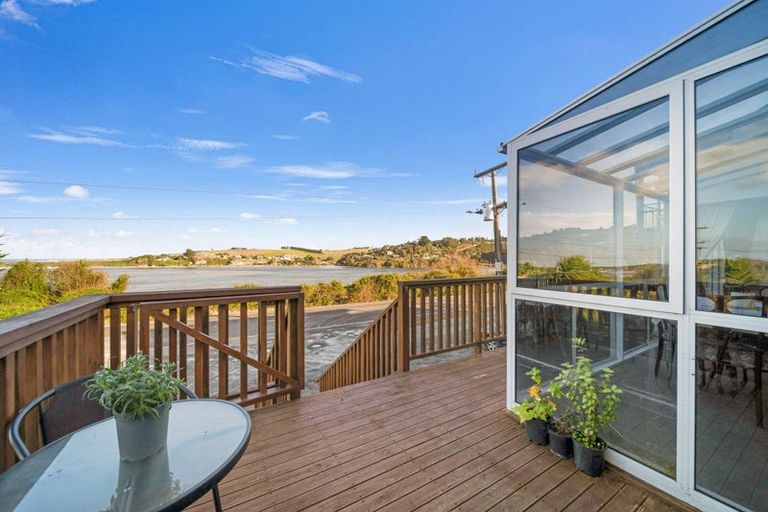 Photo of property in 1400 Taieri Mouth Road, Taieri Mouth, Brighton, 9091